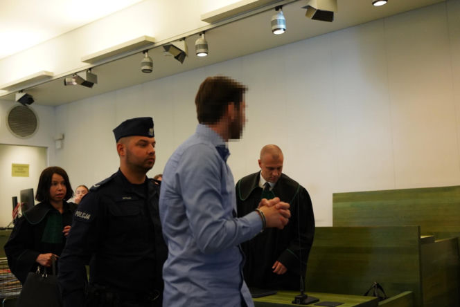 Były policjant poćwiartował i podpalił ciało budowlańca. Rodzina walczy o dożywocie
