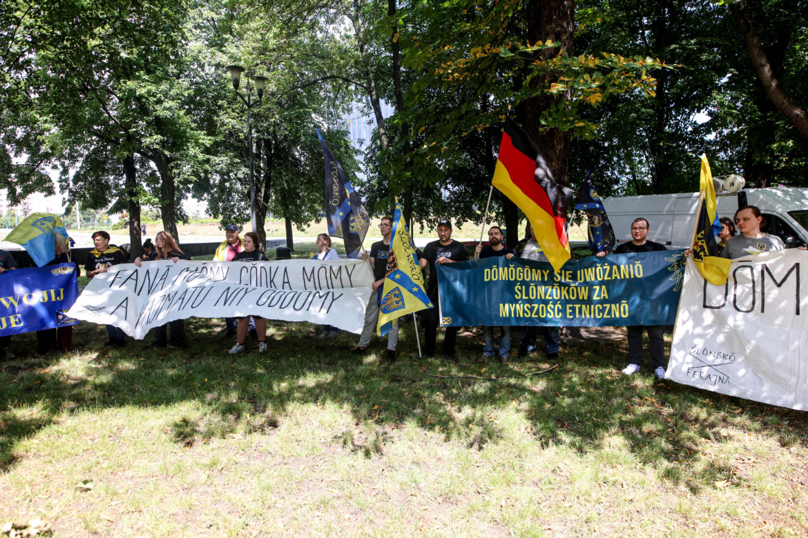 Marsz Autonomii przeszedł ulicami Katowic. Tłumy skandowały jedno hasło!