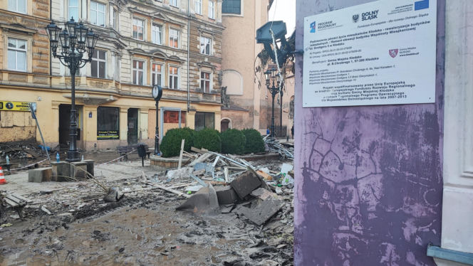 Pękła tama, fala zalała miasto. Dwa lata od koszmaru na Dolnym Śląsku. "Dzieci płakały"