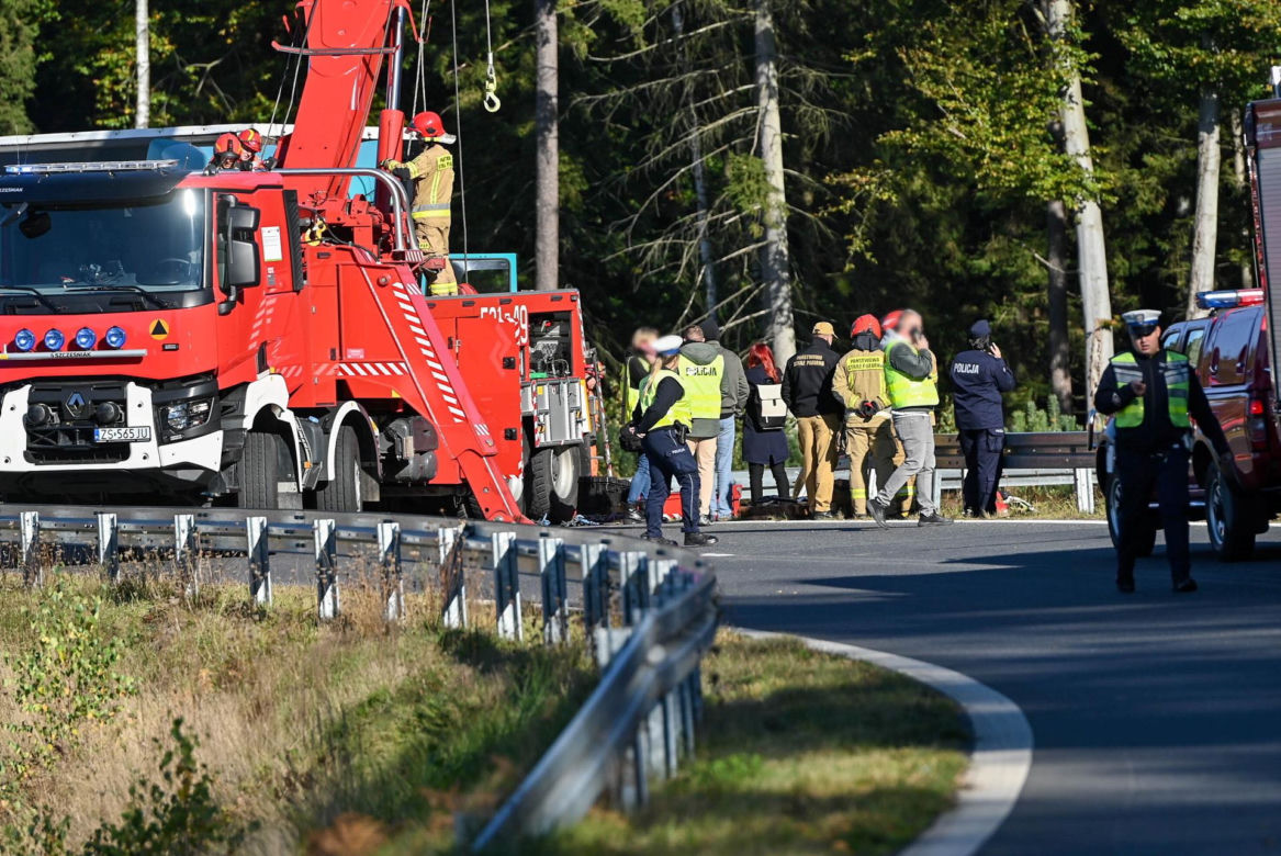 Ciężarówka zmiażdżyła auto nauki jazdy