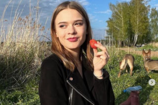 24-letnia gwiazda telewizji szczerze o życiu z chorobą. Lekarz zalecił jej zmianę pracy?