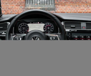 Volkswagen Golf 2.0 TSI GTI Performance 245 KM