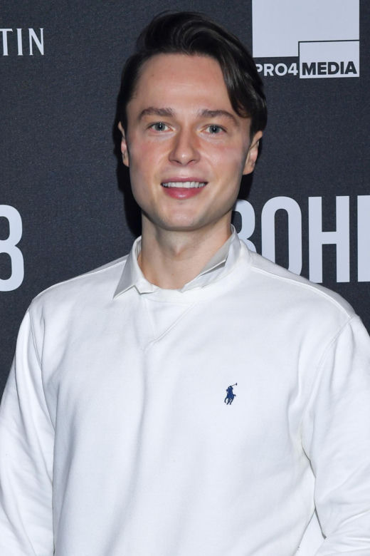 Tak przez lata zmieniał się Patryk Pniewski. Zaczynał jako idol nastolatek w "Pierwszej miłości"