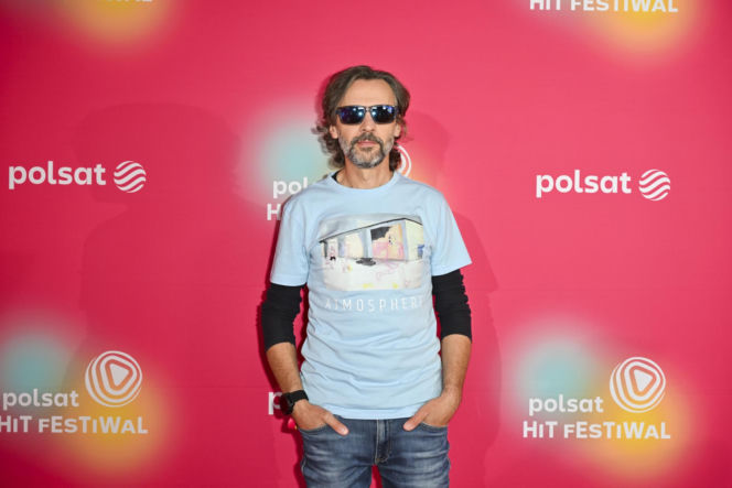 "Siłacza" śpiewała cała Polska, potem zniknął. Co po 20 latach porabia Marcin Rozynek?