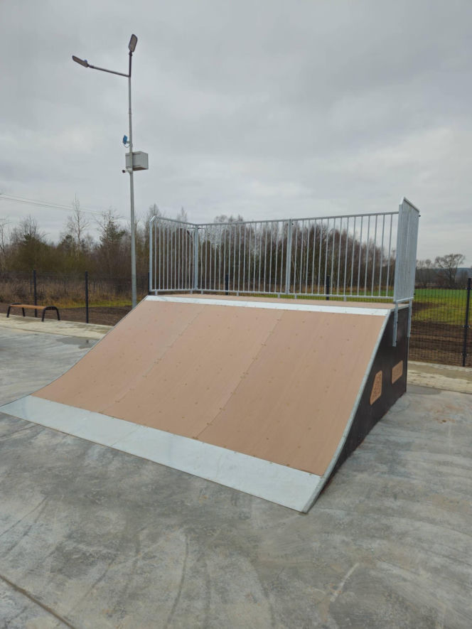 Skatepark w Sarnakach w powiecie łosickim