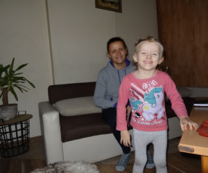 Zuzia nie pójdzie na pasterkę, bo spłonęły jej buciki