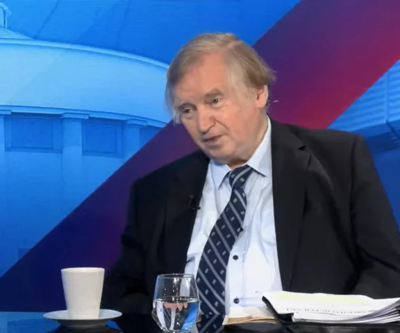 Prof. Piotrowski ostro o ślubowaniu Berka. Padły słowa o łamaniu prawa!