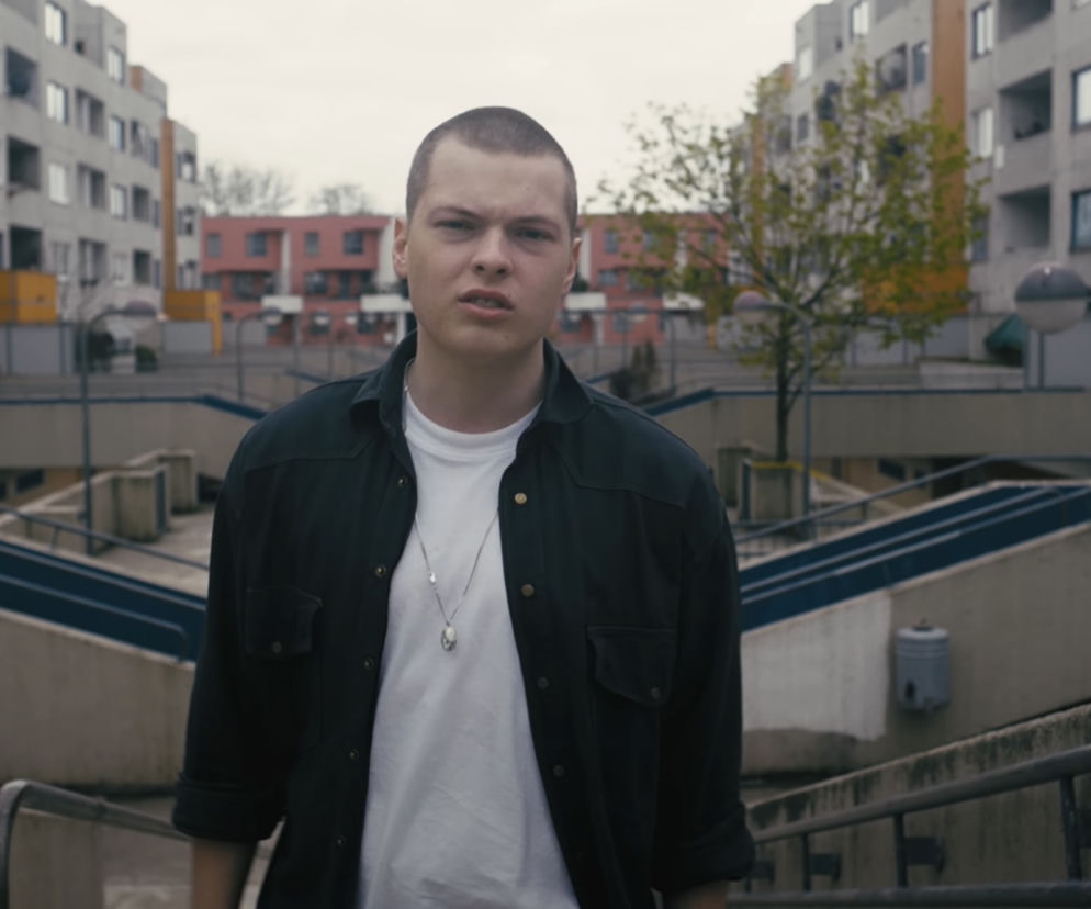 Michael Patrick Kelly ma utalentowanego chrześniaka! Swoim głosem czaruje internautów