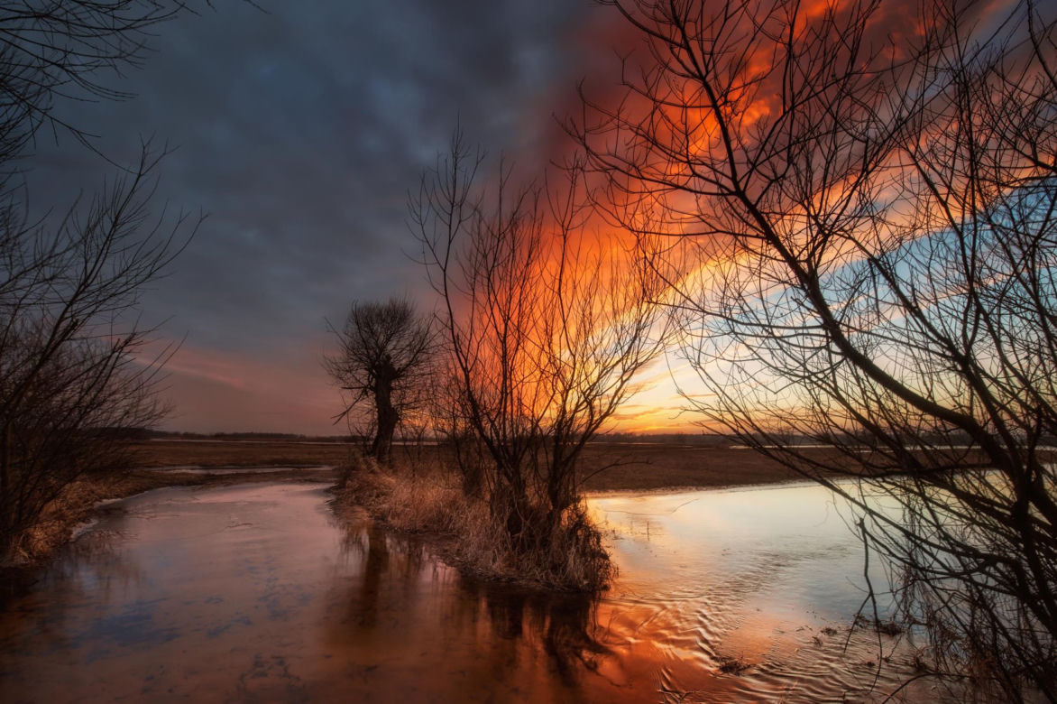 Strażak-fotograf Tomasz Sieńczuk robi niesamowite zdjęcia woj. podlaskiego