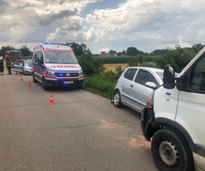 Pierszyce: 77-letni kierowca volkswagena doprowadził do zderzenia z ciężarówką 