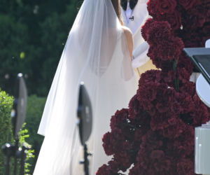Daria Syta i Igor Grobelny wzięli dziś ślub. Suknia panny młodej wyglądała pięknie!