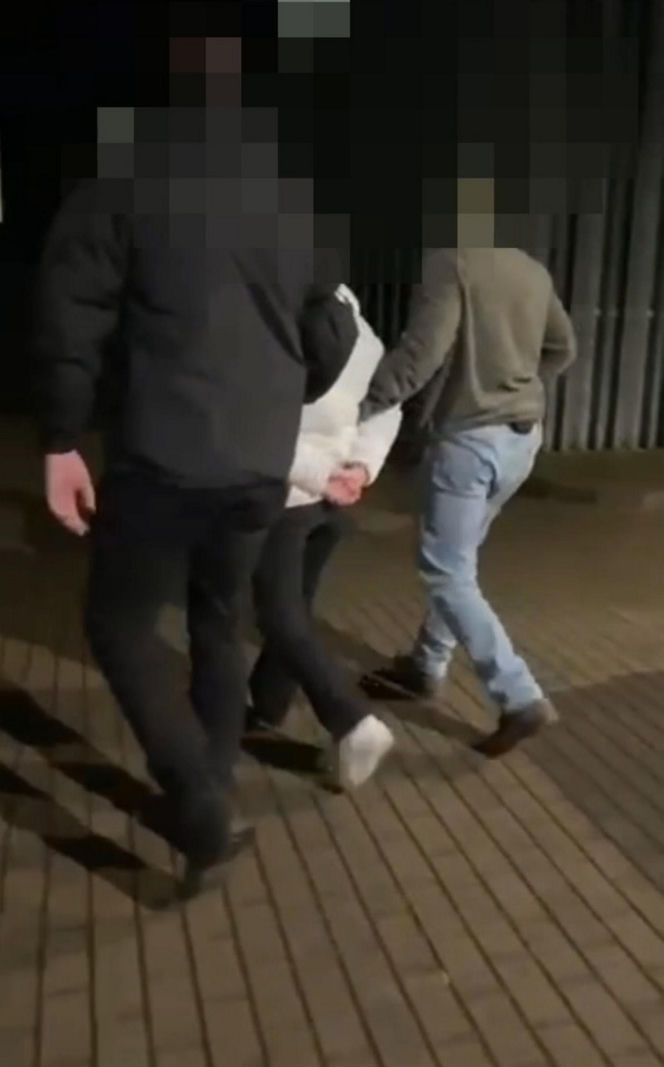 Wrocław. 15-latka w Policyjnej Izbie Dziecka. To ona kilkukrotnie dźgnęła staruszkę nożem.