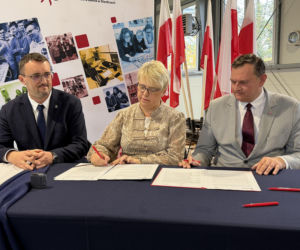 Kolejna szansa i możliwości dla uczniów siedleckiej Kolejówki! Szkoła podpisała umowę ze spółką kolejową POLREGIO
