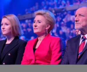 Konwencja Dudy od kuchni. Problemy z chodzeniem Kaczyńskiego