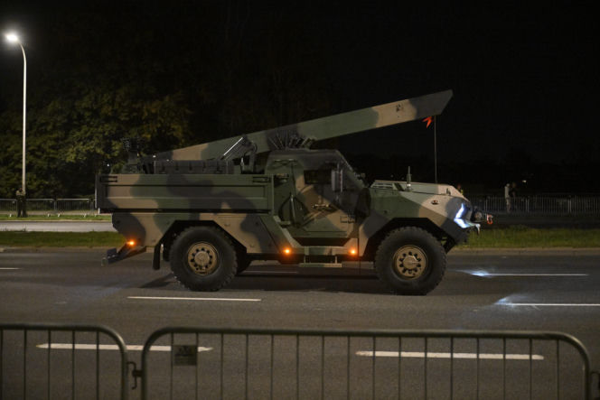 Nocna próba defilady wojskowej w Warszawie 2