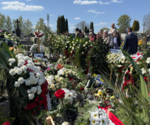 Tak wygląda grób Łukasza Litewki dzień po pogrzebie. Widok rozdziera serce