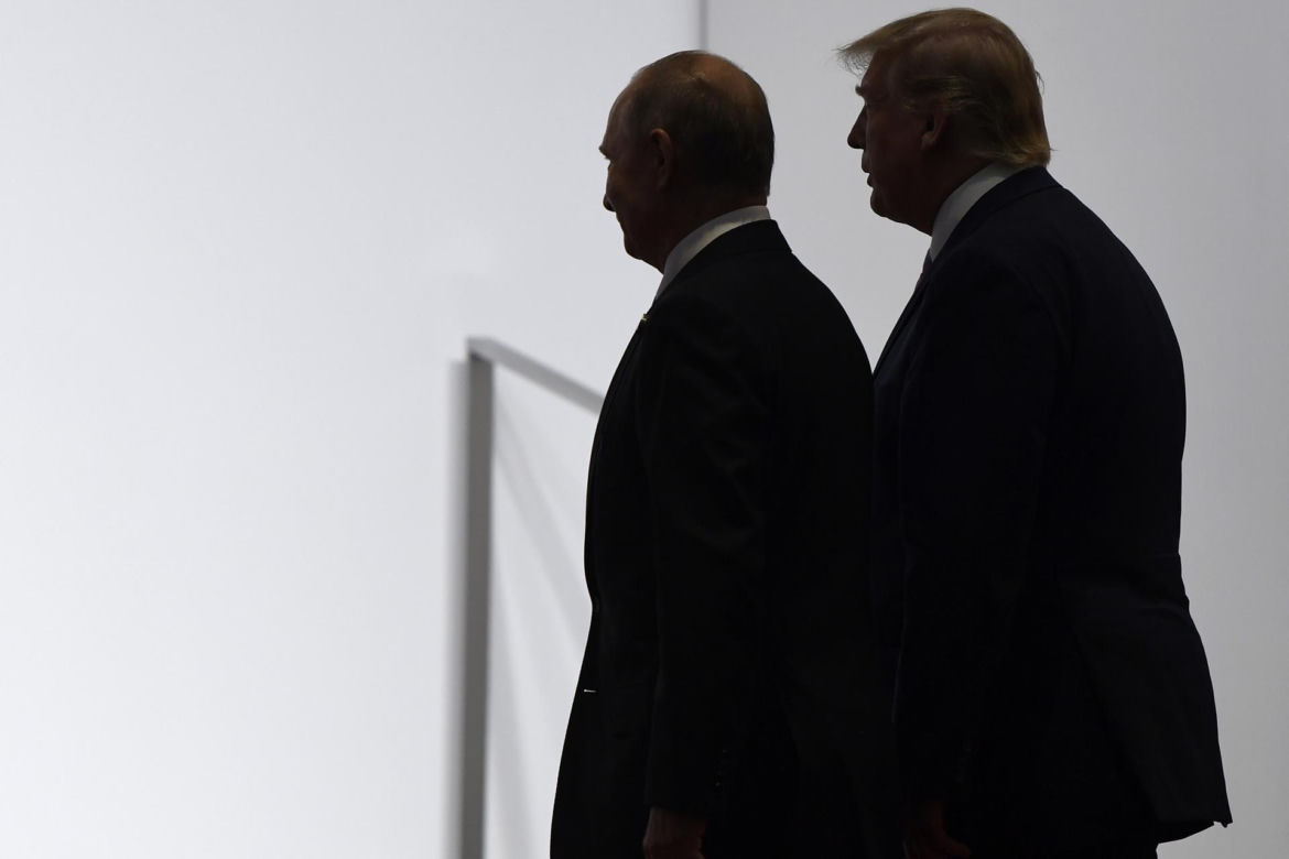 Toksyczna przyjaźń Trumpa z Putinem