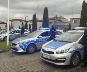 Łódzkie: WZRUSZAJĄCE gesty hołdu i pamięci! Tak policjanci pożegnali swojego kolegę! 