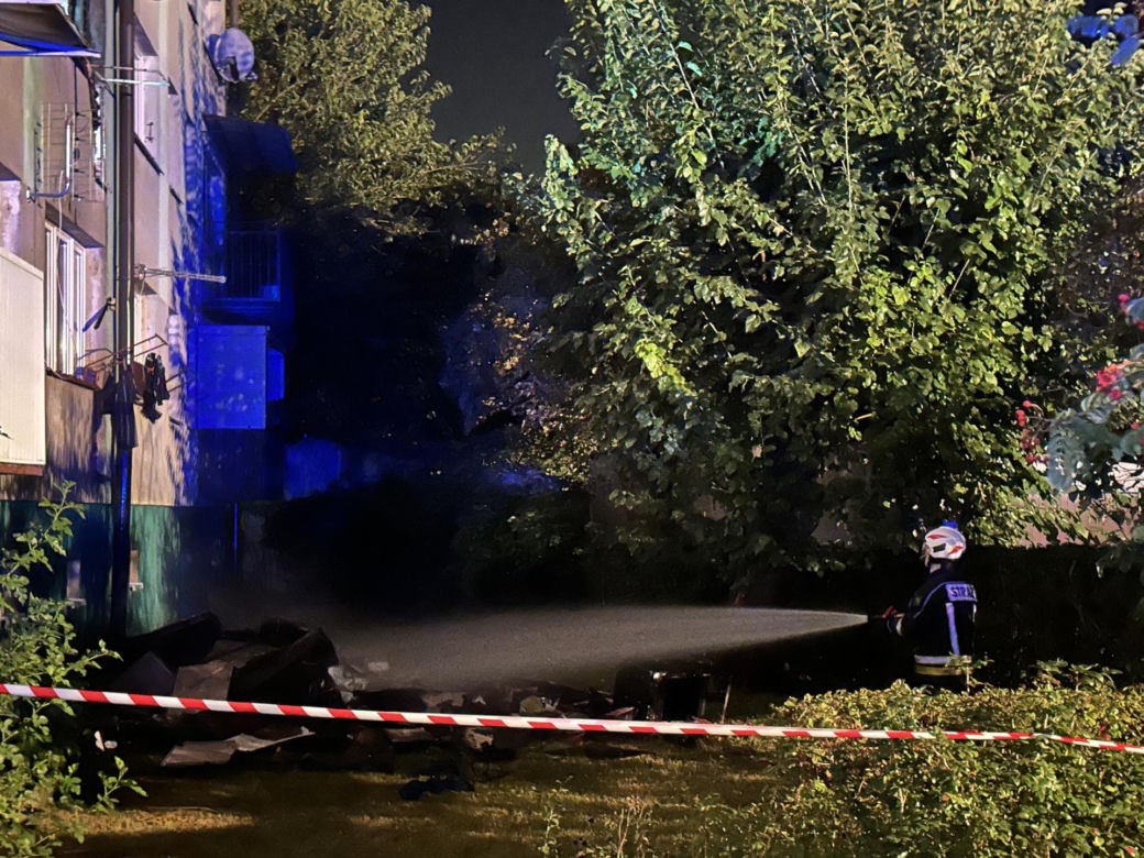 Pożar w bloku w Legionowie. Jedna osoba zginęła w płomieniach