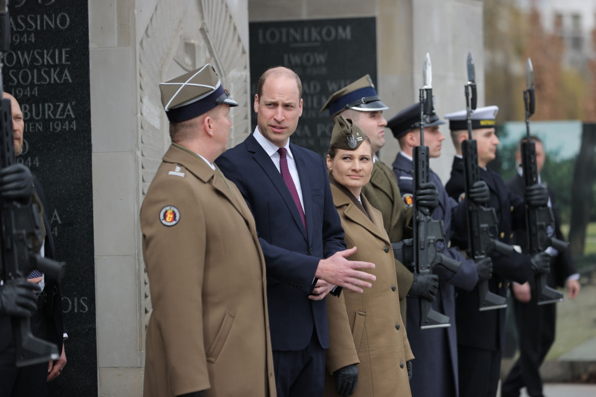Książę William złożył wieniec na Grobie Nieznanego Żołnierza w Warszawie