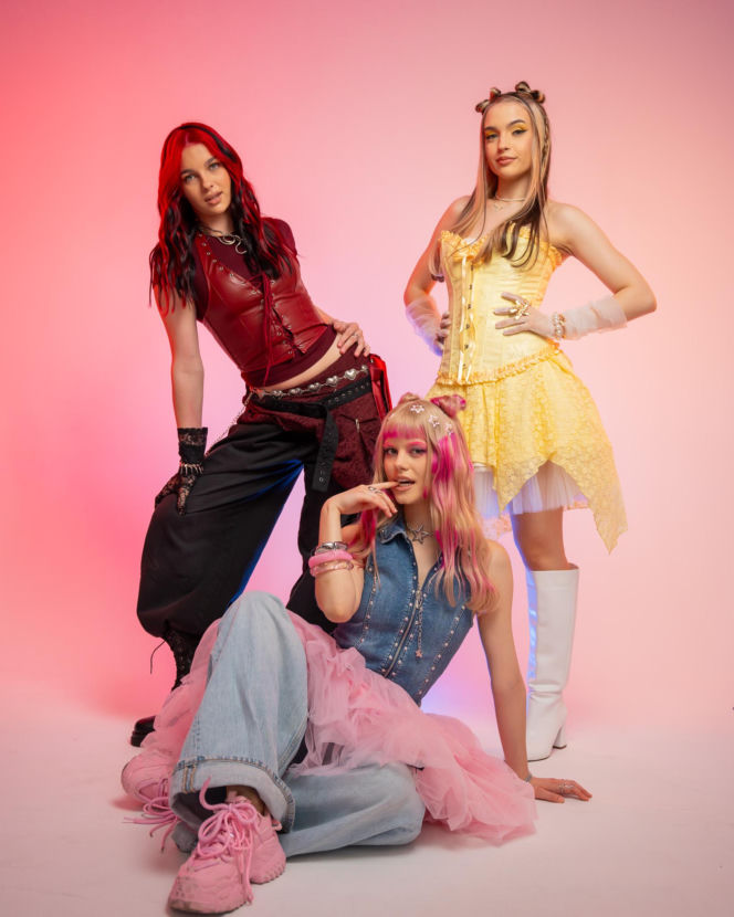 GirlZ w "ESKA Story"