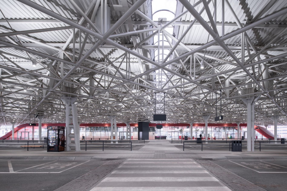 Terminal Autobusowy Zvonarka w Brnie: czeski brutal od nowa