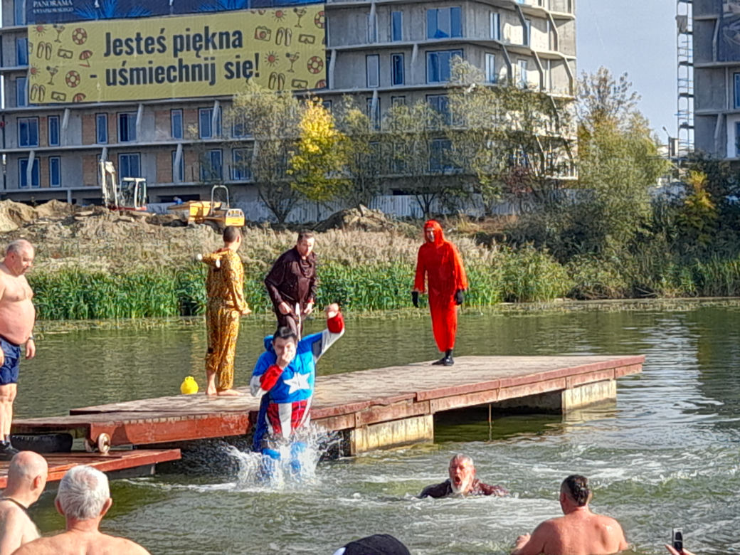 Rzeszowskie morsy z „Sopelka” rozpoczęły sezon. Zobaczcie zdjęcia! 