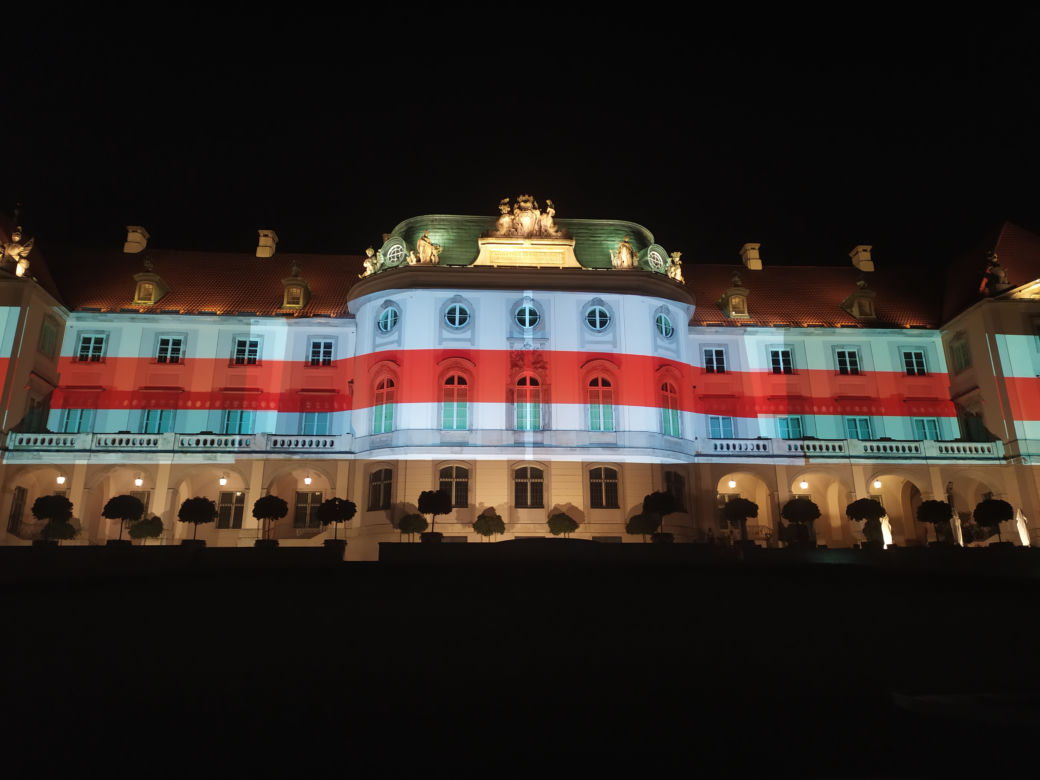 Zamek Królewski w Warszawie przyłącza się do akcji #LightForBelarus