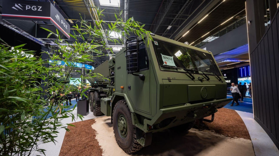 Modułowy System Minowania Narzutowego na podwoziu Tatra. Polski i czeski przemysł zbrojeniowy prezentują wspólny produkt eksportowy