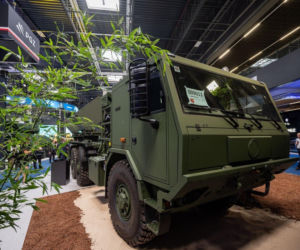 Modułowy System Minowania Narzutowego na podwoziu Tatra. Polski i czeski przemysł zbrojeniowy prezentują wspólny produkt eksportowy