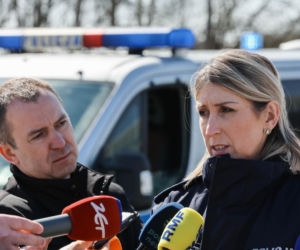 Strzały w łódzkiej fabryce, 400 osób ewakuowanych. Trwa obława