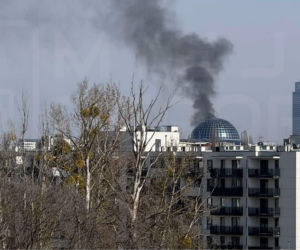 Kłęby dymu nad centrum handlowym w Warszawie. Co się stało?