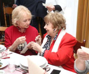 Magdalena Zawadzki i Zofia Czerwińska w każdą wigilię odwiedzają Skolimów