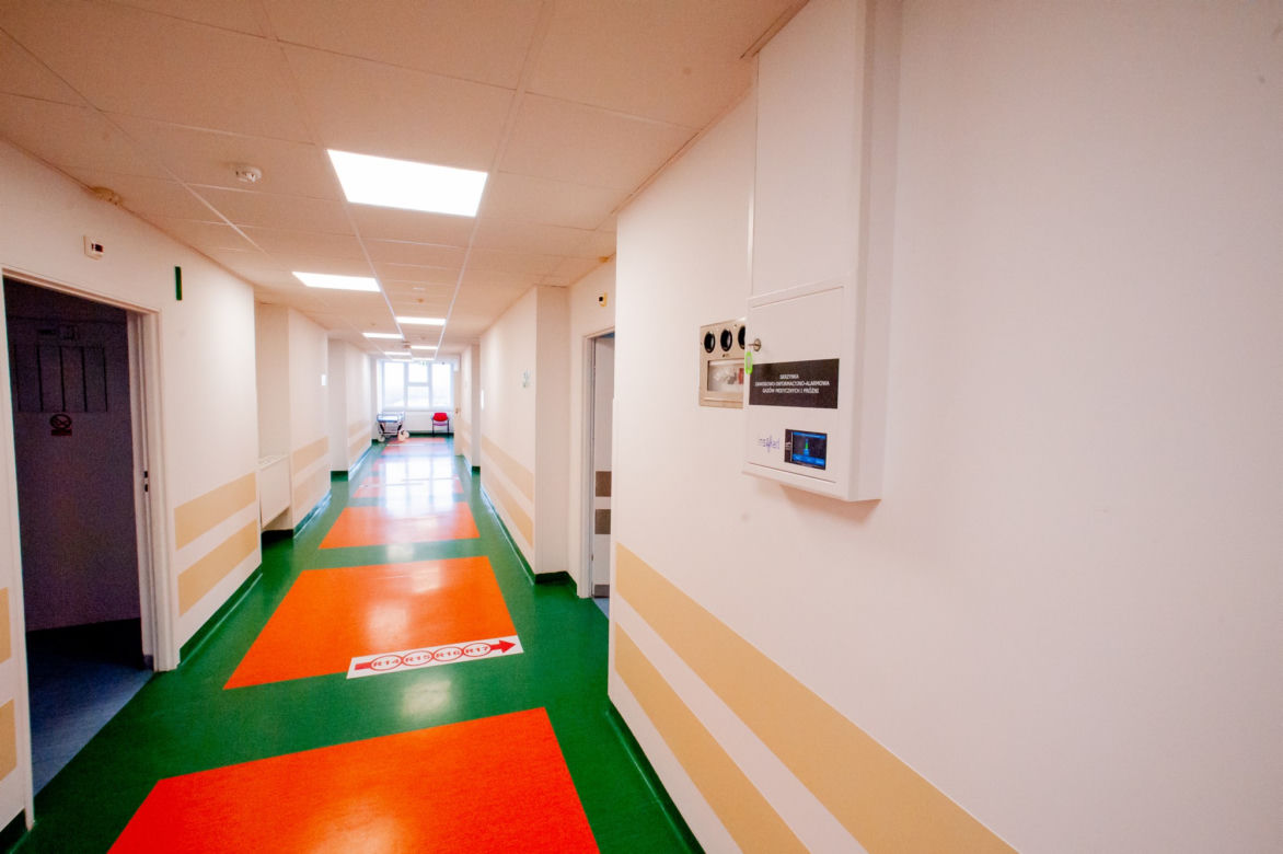 Tu trafią zarażeni koronawirusem. Szpital tymczasowy w Siedlcach otwarty