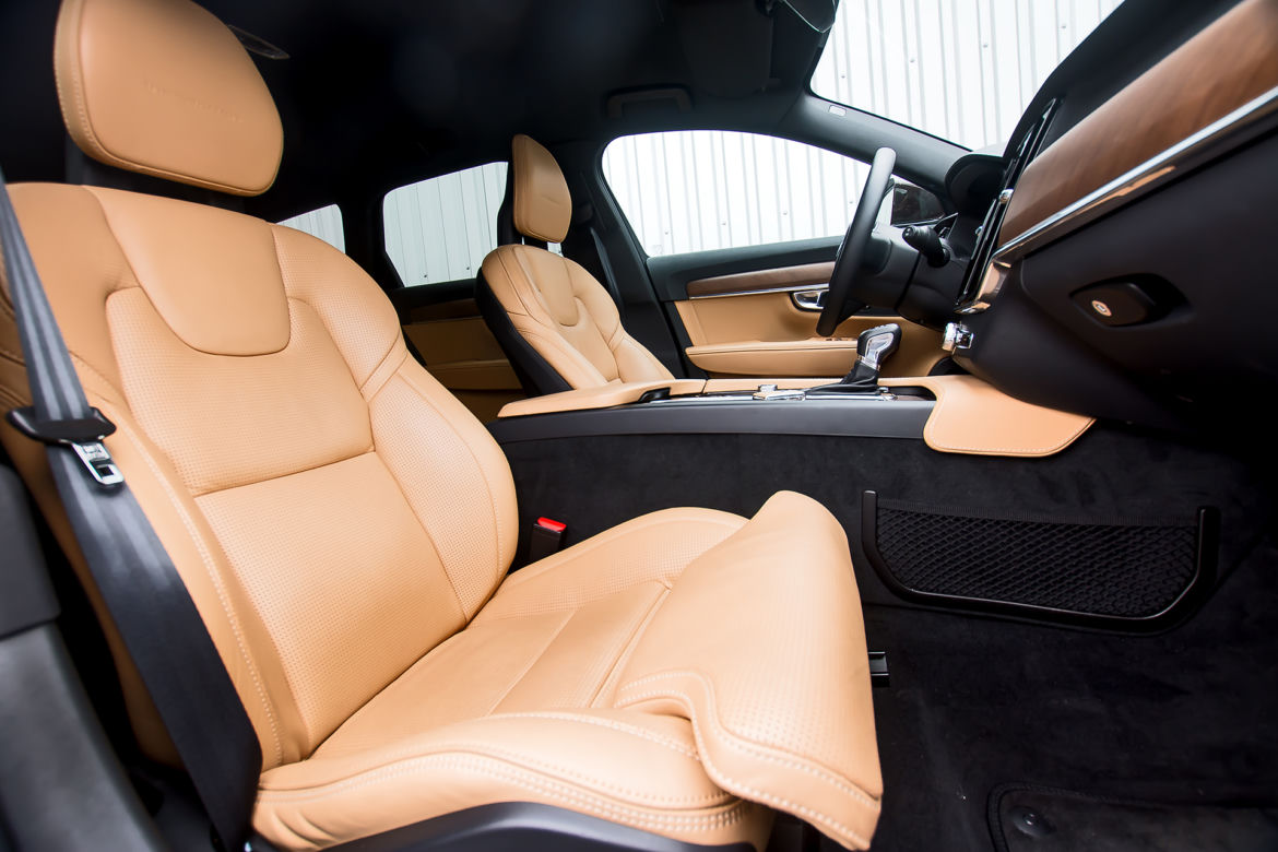 Volvo V90 D5 235 KM AWD Summum