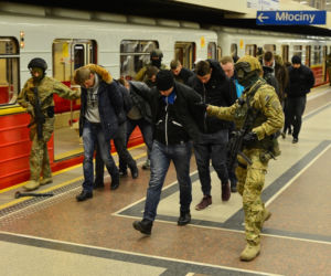Ćwiczenia SOP w stołecznym metrze