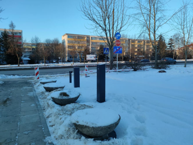 Łomża. Za parking przy szpitalu zapłacimy w automacie. Nowe zasady korzystania z parkingu od 9 lutego