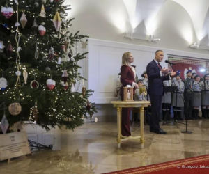 Nawrocki stał obok instrumentu i aż go kusiło! Nie mógł się powtrzymać. Nagranie krąży po sieci