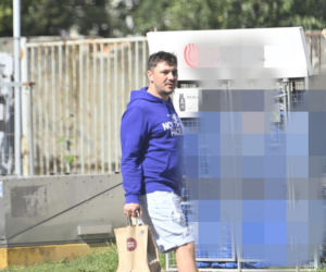 Daniel Martyniuk załatwia sprawunki w Warszawie