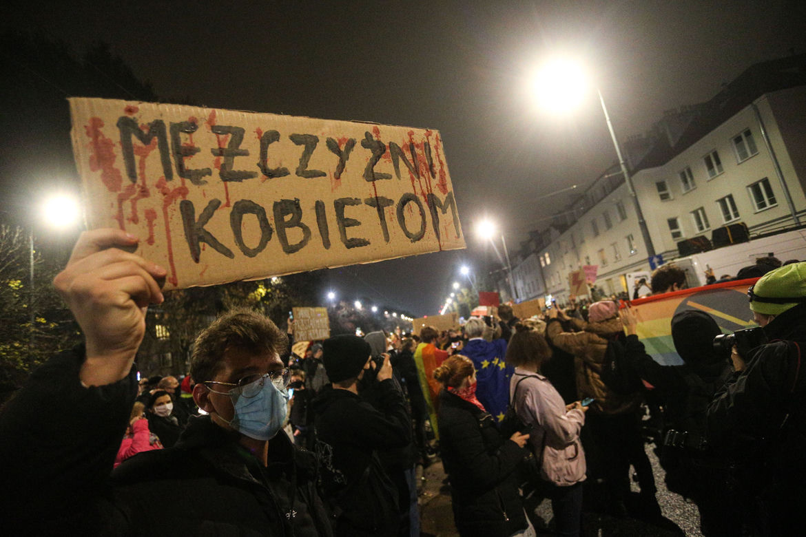 Nocne protesty pod domem Jarosława Kaczyńskiego