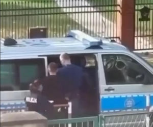 Kolejny koszmar w szkole. 15-latek miał przy sobie trzy noże! Zaatakował dyrektora, jedna osoba nie żyje
