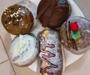 Takie pączki powstają w rzeszowskiej cukierni [ZDJĘCIA]
