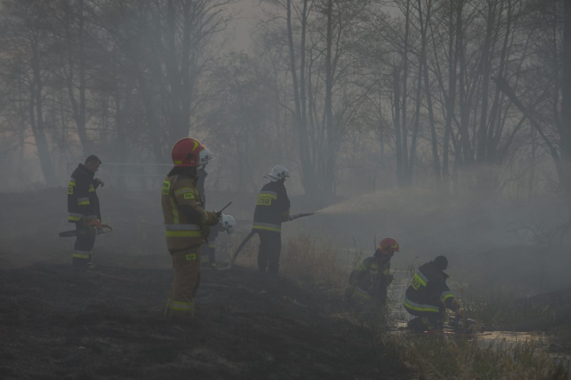 Groźny pożar w Białobrzegach