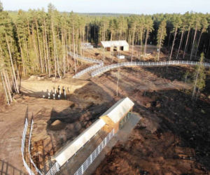Pokazowa zagroda dla żubrów. Nowa atrakcja Podlasia rośnie w oczach