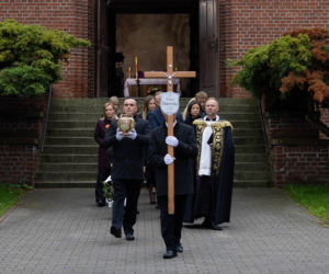 Pierwsza miłość odc. 4119. Pogrzeb Teresy (Ewa Skibińska)