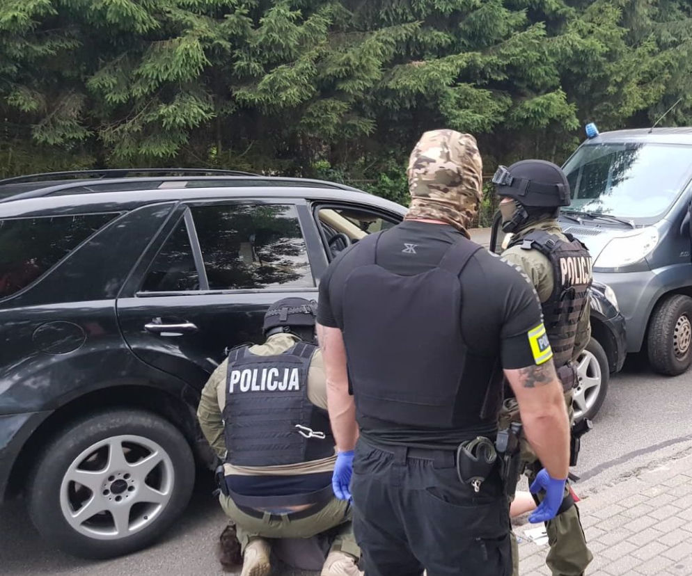  Jechał z koleżanką nad morze. Miał w aucie pół kilo amfetaminy