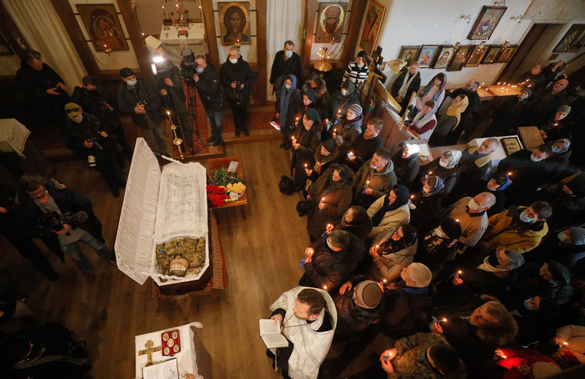 Pogrzeb zabitego przez Rosjan ukraińskiego żołnierza