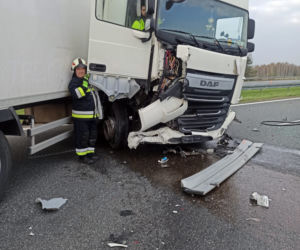 Gigantyczna kraksa na A4 pod Tarnowem! 15 osób poszkodowanych
