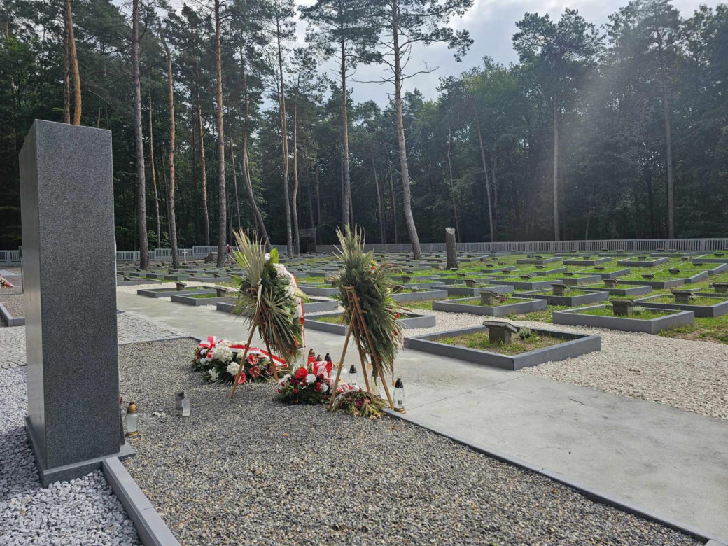 Żydzi zamordowani z Rodzina Ulmów spoczęli w Jagielle 