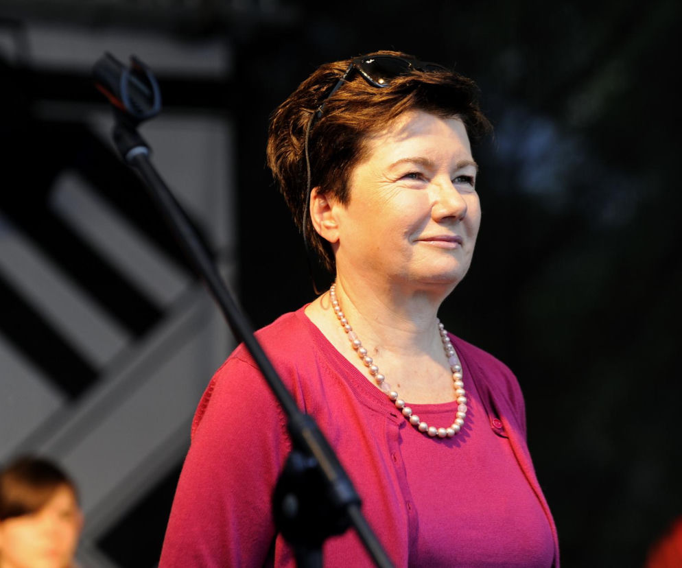 Hanna Gronkiewicz-Waltz zachwyca na zdjęciu sprzed lat! Wygląda niczym gwiazda kina lat 70.